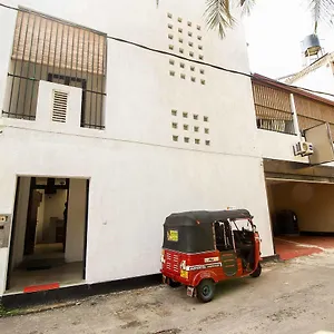 Yoho Solid Borella 2* Colombo